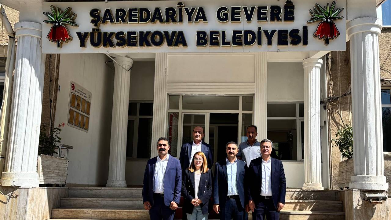 Doğan Hatun ve Abdullah Zeydan Yüksekova Belediyesinde