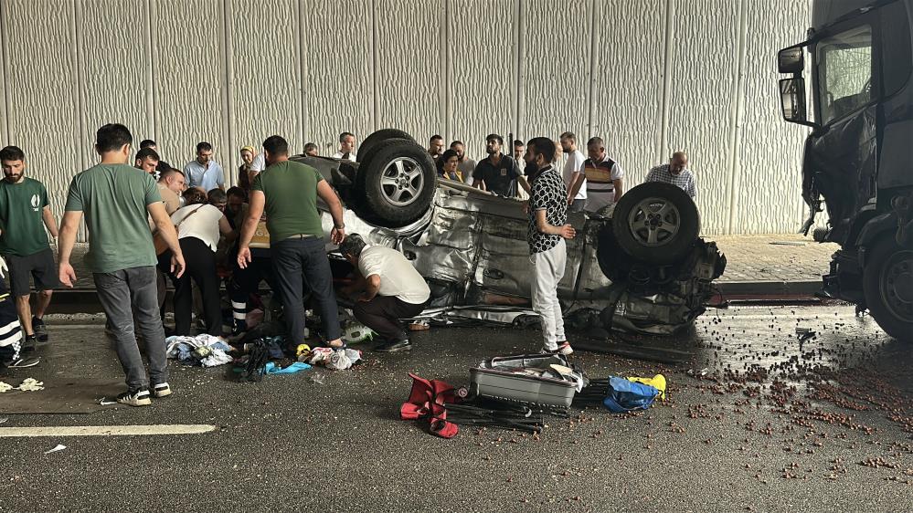 Kastamonu'da trafik faciası: 3 ölü, 4 yaralı var