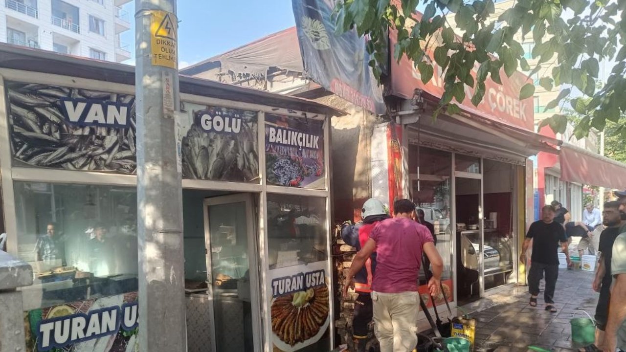 Van’da iş yeri yangını: Kontrol altına alındı