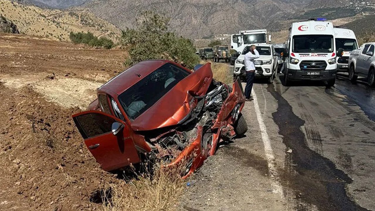 Hakkari’de trafik kazası: 3 yaralı