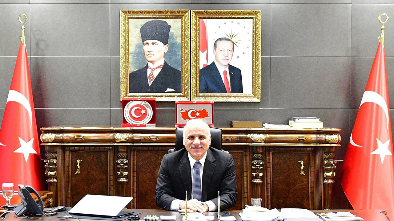 Diyarbakır Valisi gazetecileri unutmadı