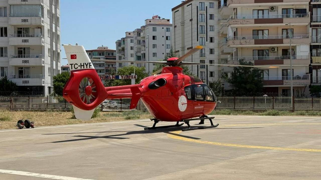 Diyarbakır’da ambulans helikopter yaşlı hasta için kalktı