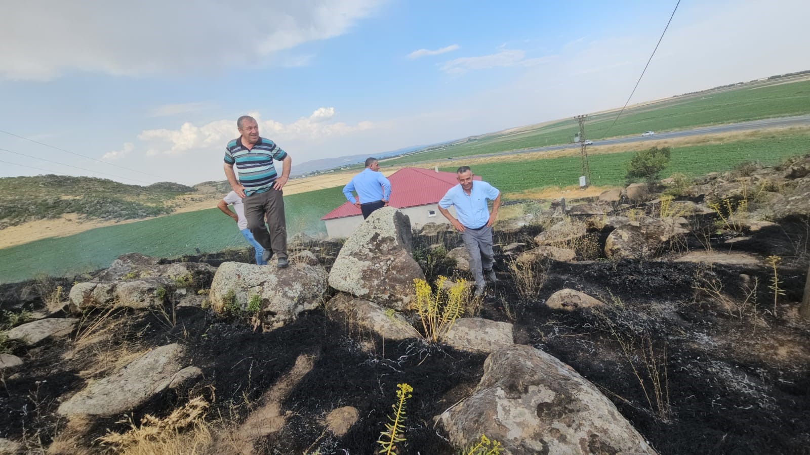 Bitlis'te örtü yangını