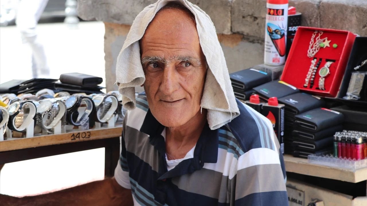Şanlıurfa ve Malatya'da sıcak hava etkisini sürdürüyor