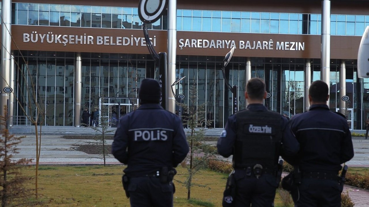 Van Büyükşehir Belediyesi'nde toplu işçi çıkarmanın perde arkası