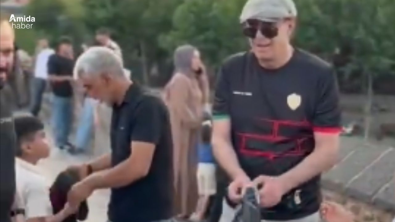 MHP’li başkan Diyarbakır’da Amedspor forması dağıttı