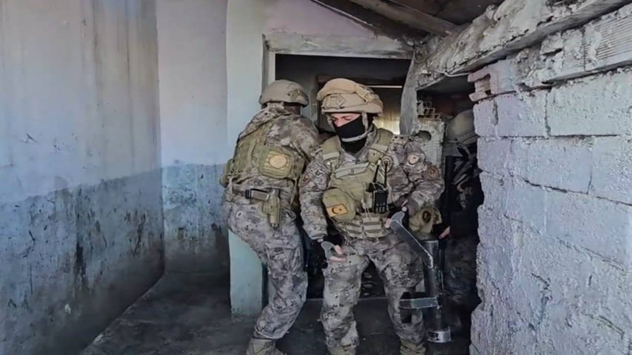 Batman’da uyuşturucu tacirlerine operasyon: 8 tutuklama