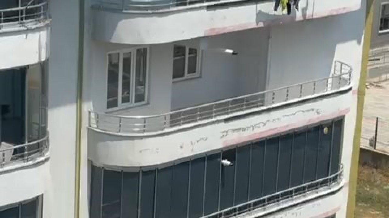 Bingöl'de apartman yangını