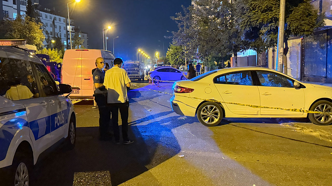 Diyarbakır’da iki grup çatıştı: 2'si ağır 10 yaralı