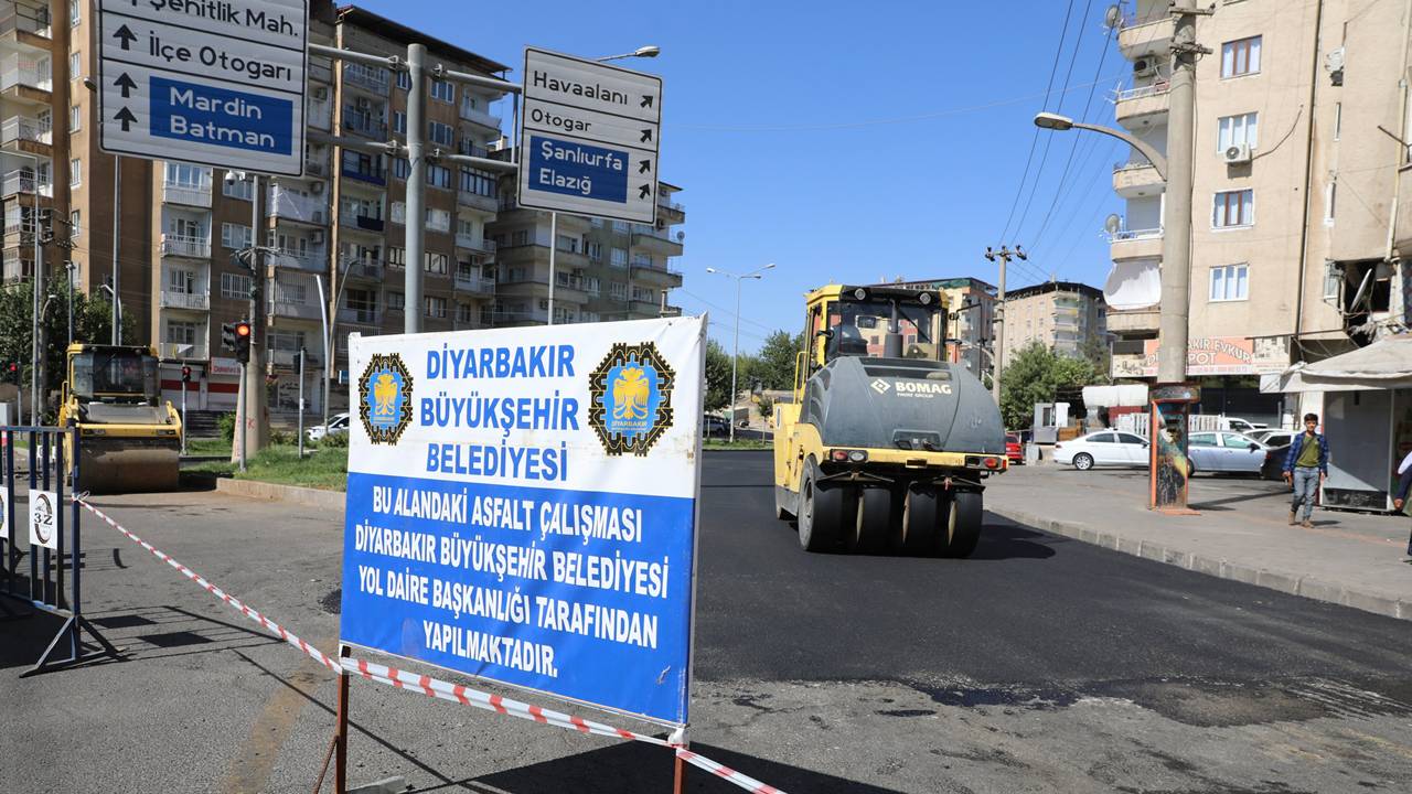 Diyarbakır’ın o mahallesi yıllar sonra asfalt gördü
