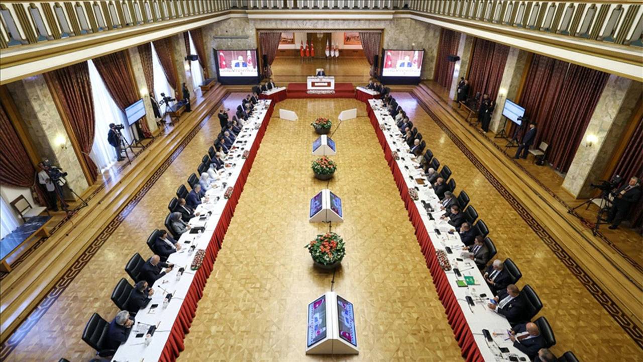 Komisyonun ikinci toplantısı gizli: Bakanlar da katıldı