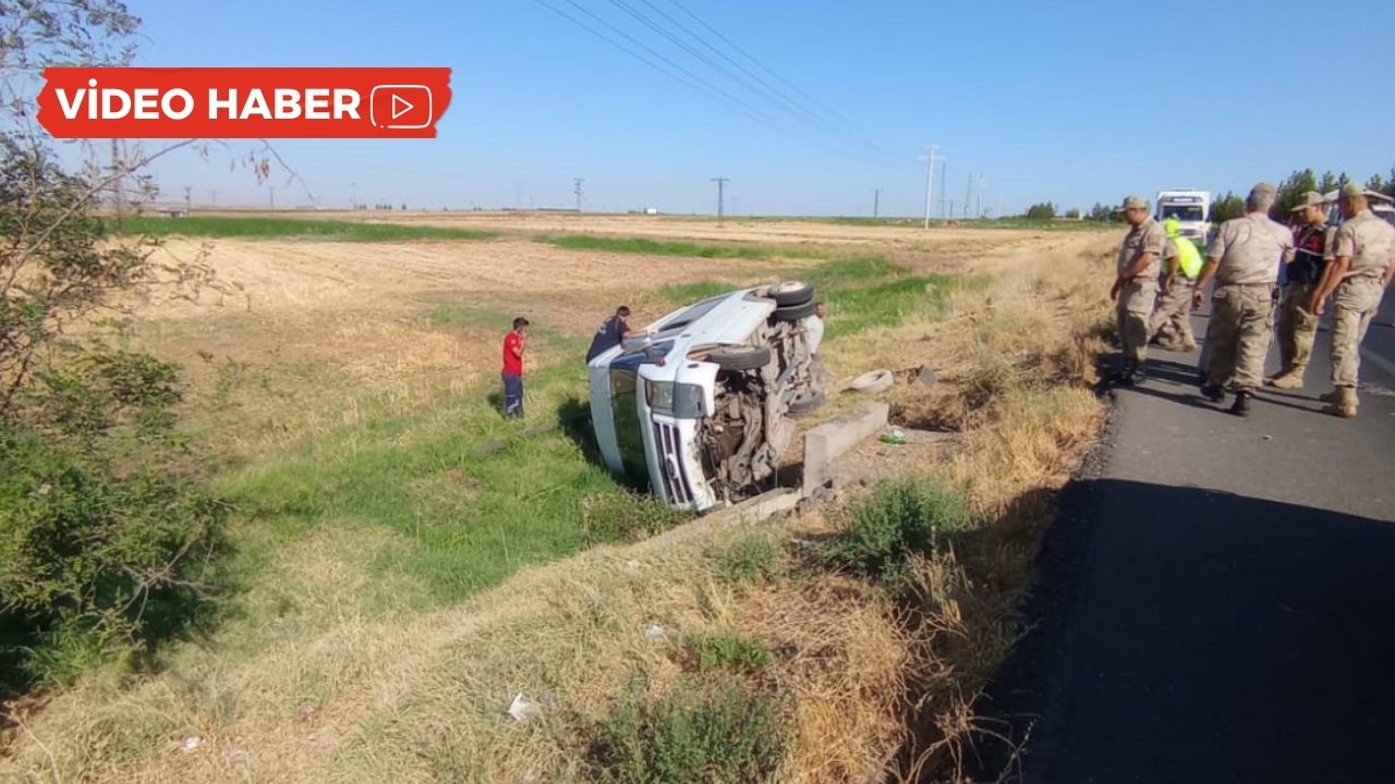 Diyarbakır'da minibüs devrildi: 1 yaralı