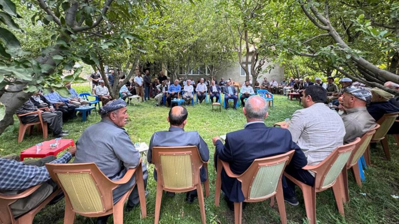 Hakkari’de husumetli aileler barıştırıldı