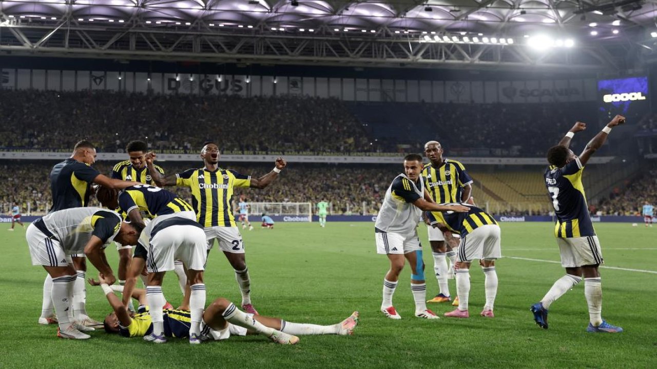 Fenerbahçe, Feyenoord'u devirerek play-off'a yükseldi
