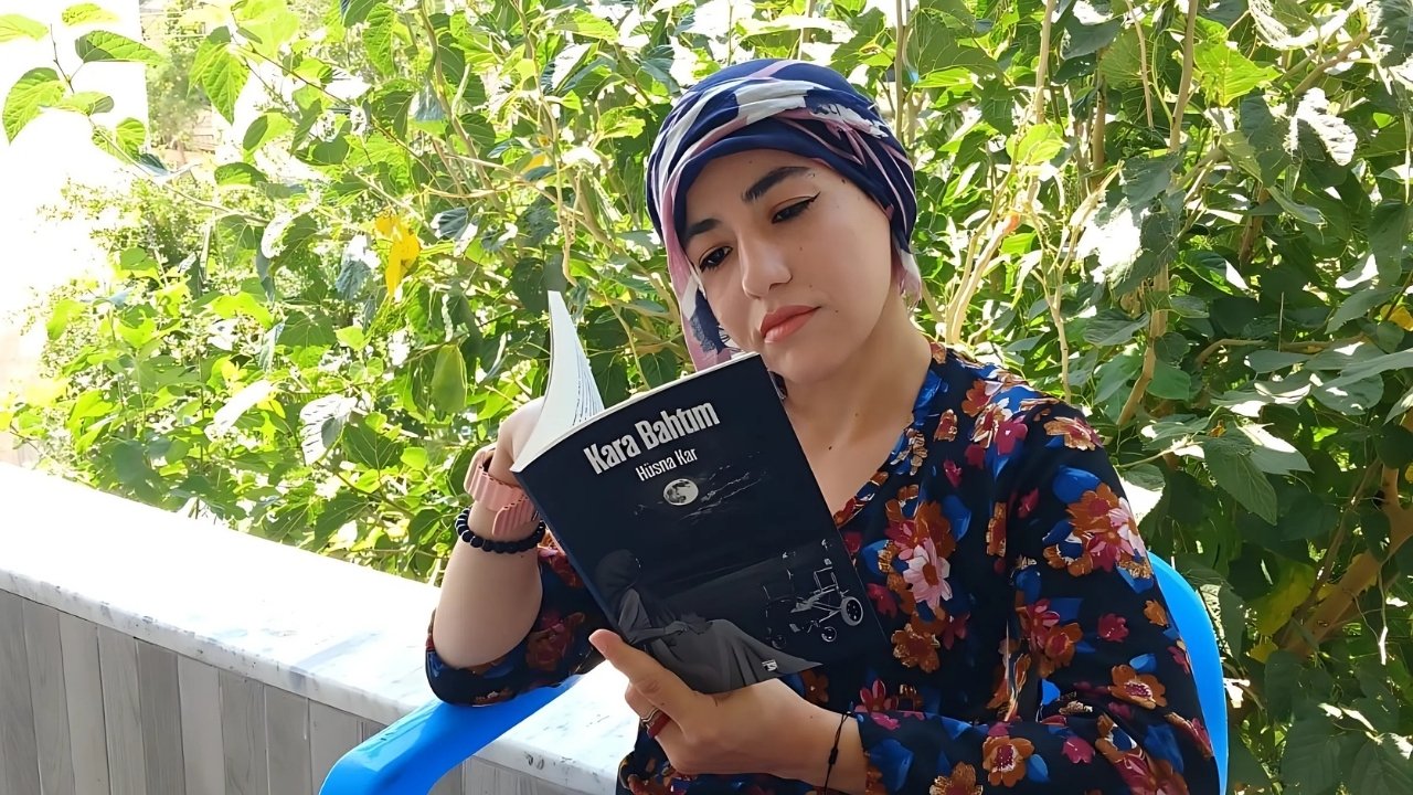 Diyarbakırlı Hüsna’nın azmi engel tanımadı: İki kitap yazdı