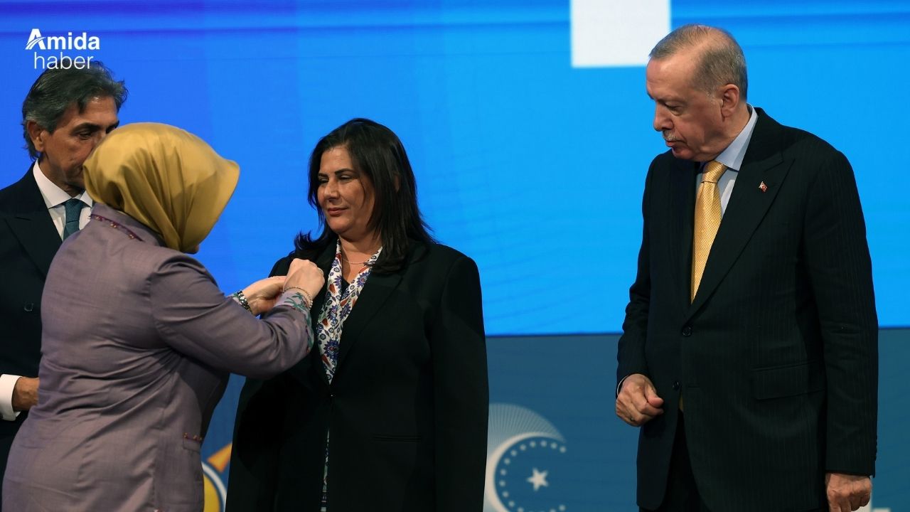 Özlem Çerçioğlu CHP'den istifa etti, AK Parti'ye katıldı