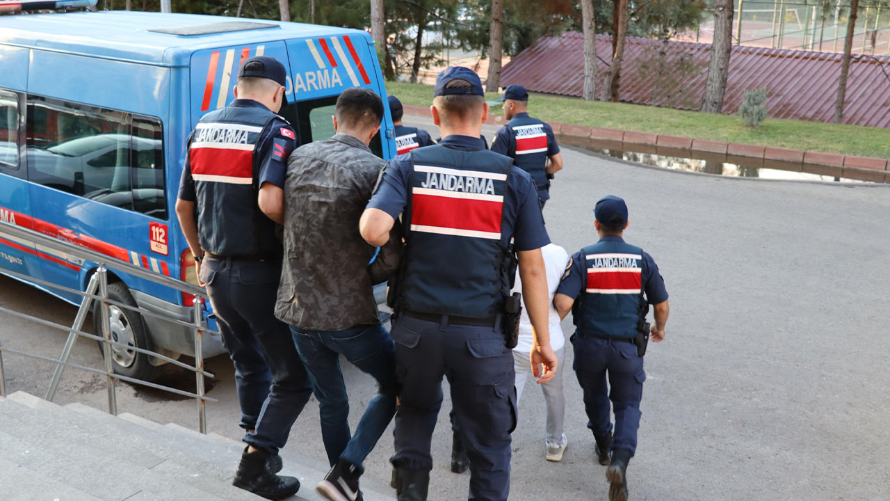 Gaziantep'te göçmen kaçakçılığı iddiasıyla 1 şahıs tutuklandı