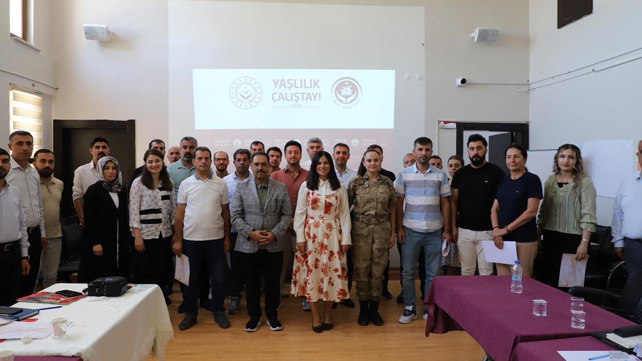 Adıyaman'da yaşlı çalıştayı düzenlendi
