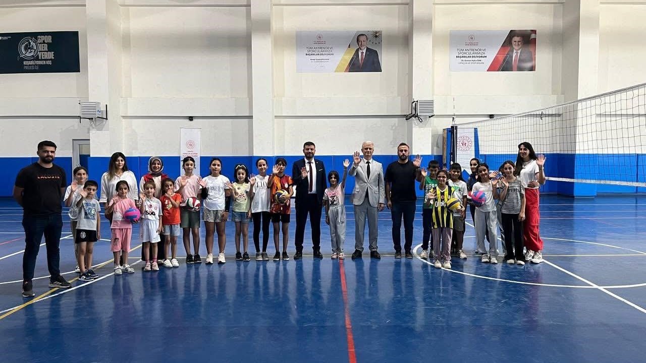 Gençler varto’daki spor tesislerine akın ediyor