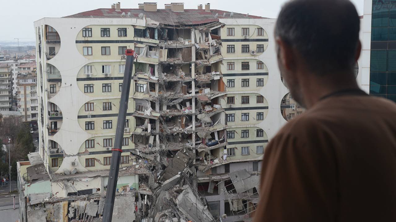 Türkiye 26 yılda 448 bin kez sallandı: Diyarbakır’da onlarca yapı riskli
