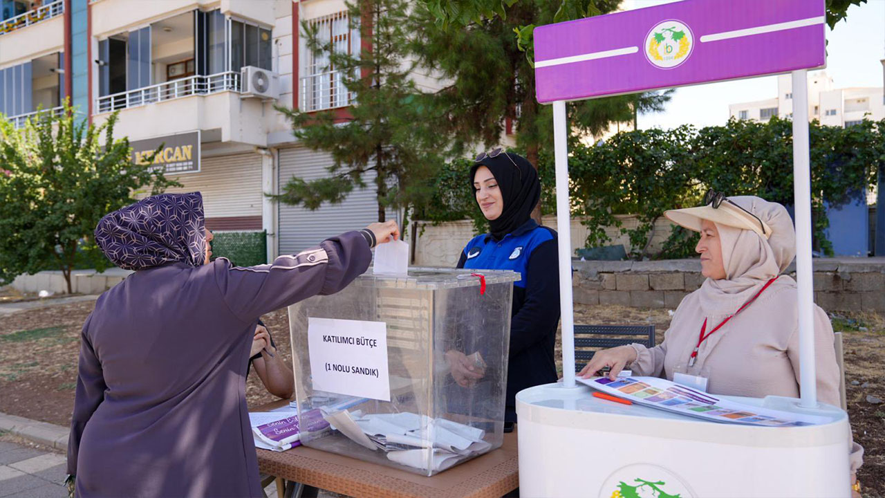 Diyarbakır’daki belediyeden ‘bütçe referandumu’: Oylama başladı