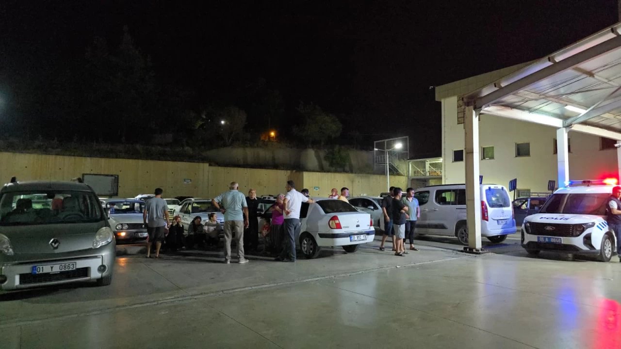 Adana Kozan’da feci kaza: Biri bebek 5 kişi hayatını kaybetti