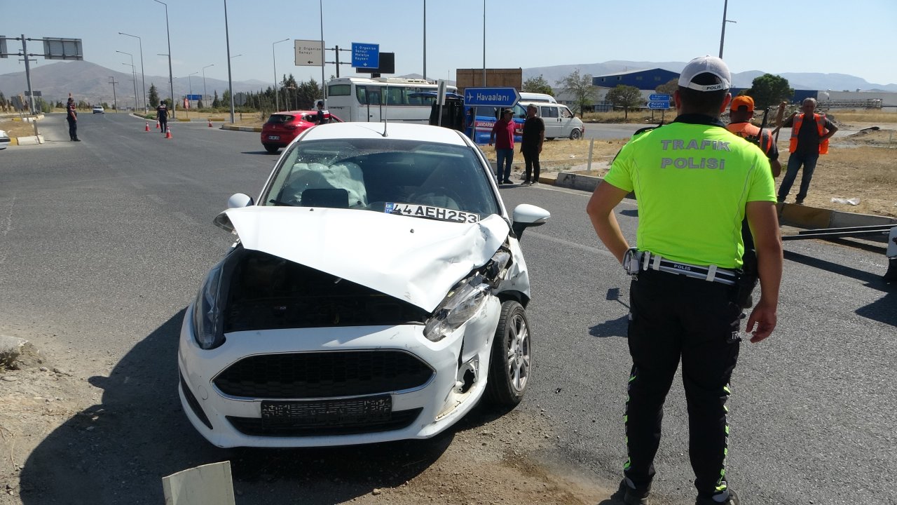 Malatya'da trafik kazası: Can kaybı yok, yaralılar var