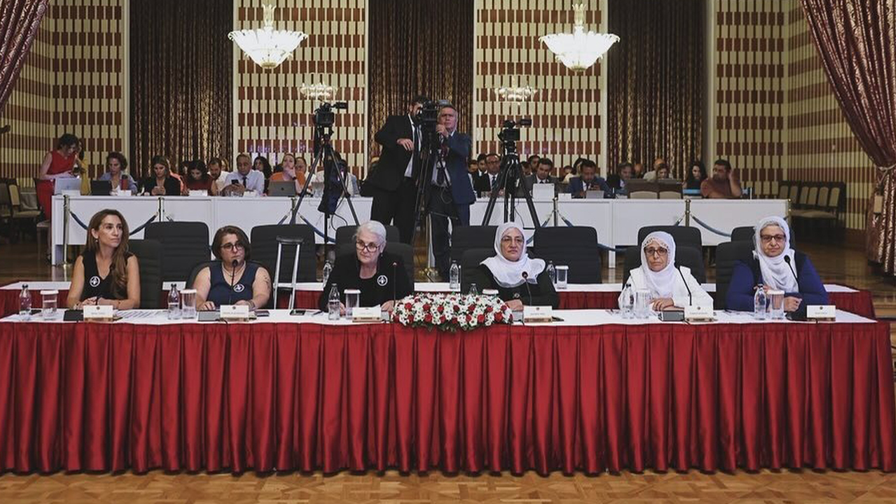 Bilinmeyen dil gitti, Türkçe olmayan kelime geldi