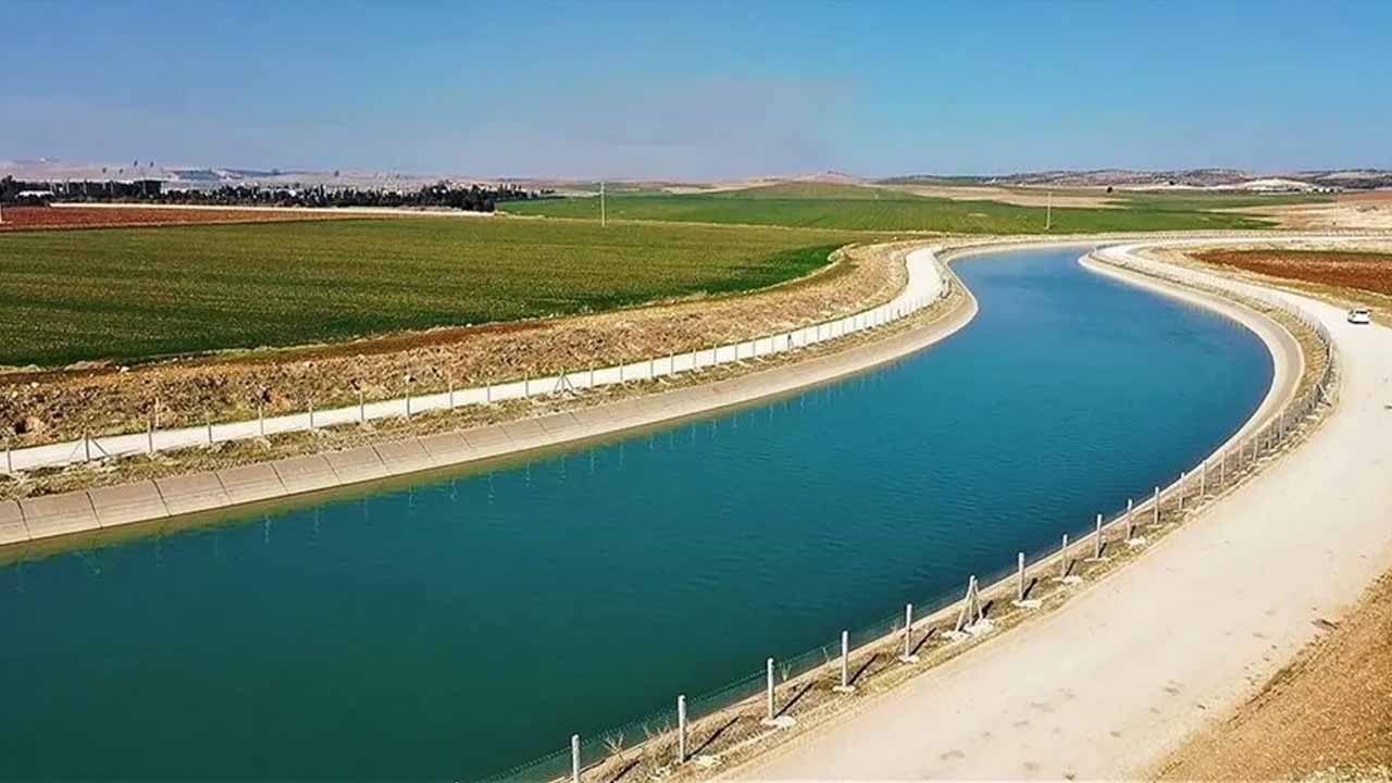 Şanlıurfa'da sulama kanalına düşen çocuk can verdi