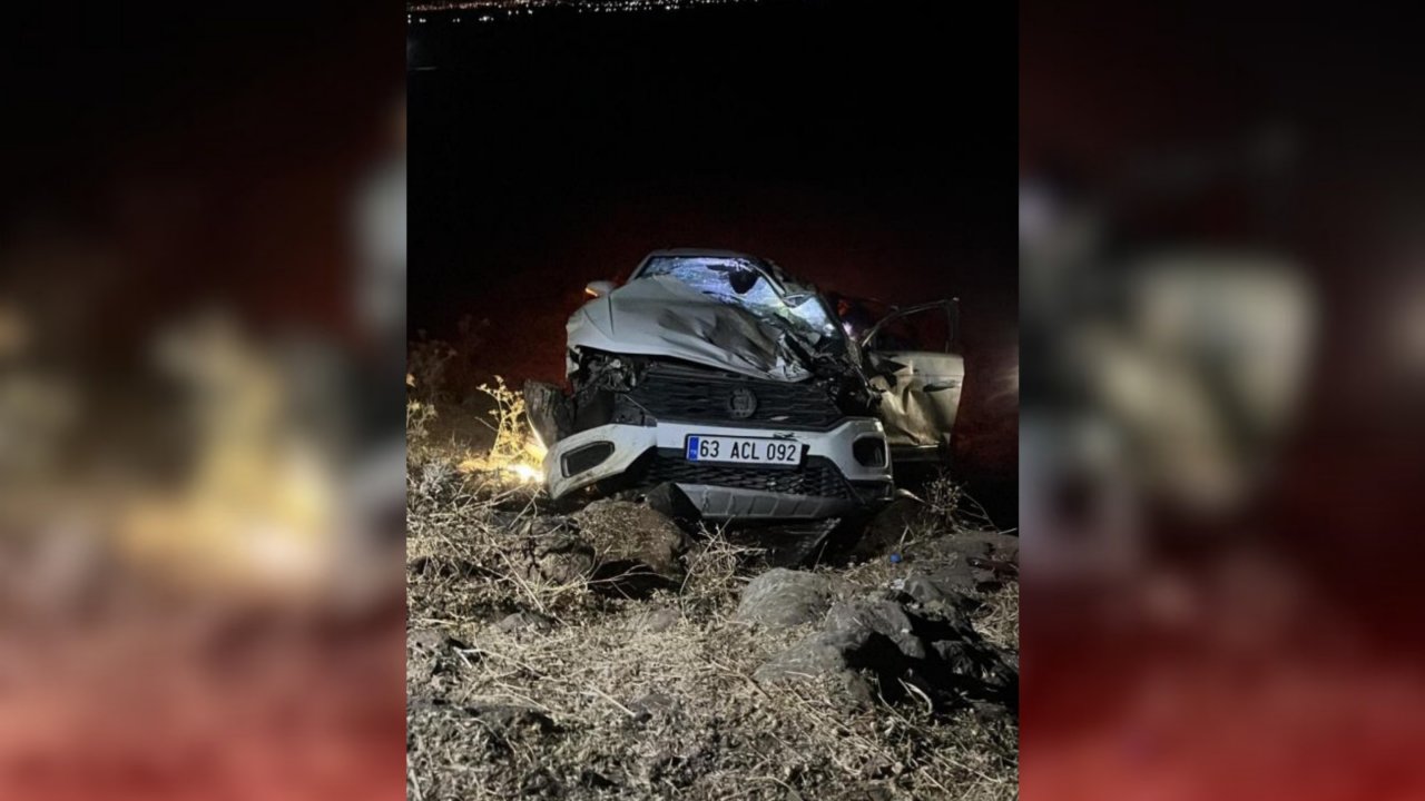 Diyarbakır’da otomobil şarampole devrildi: Ölü ve yaralılar var