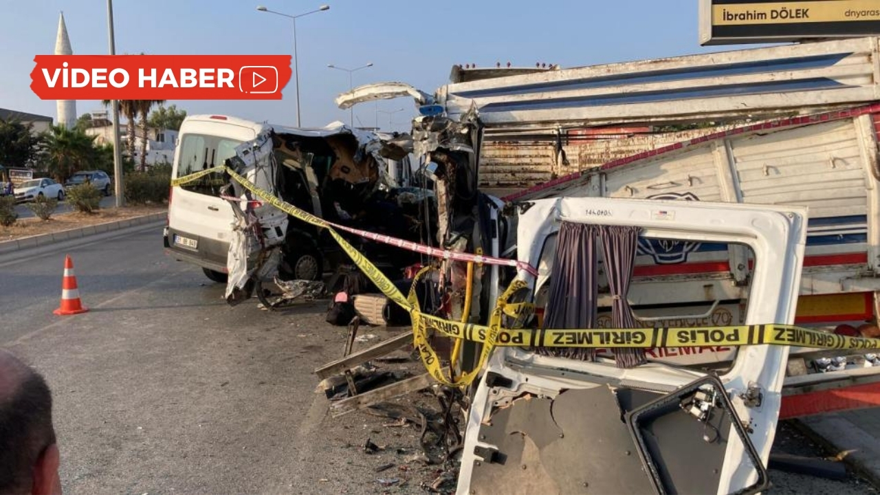 Diyarbakırlı öğrencileri taşıyan minibüs kaza yaptı: Ölü ve yaralılar var