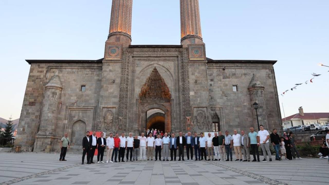 Bölgenin 12 ticaret borsası Erzurum’da toplandı