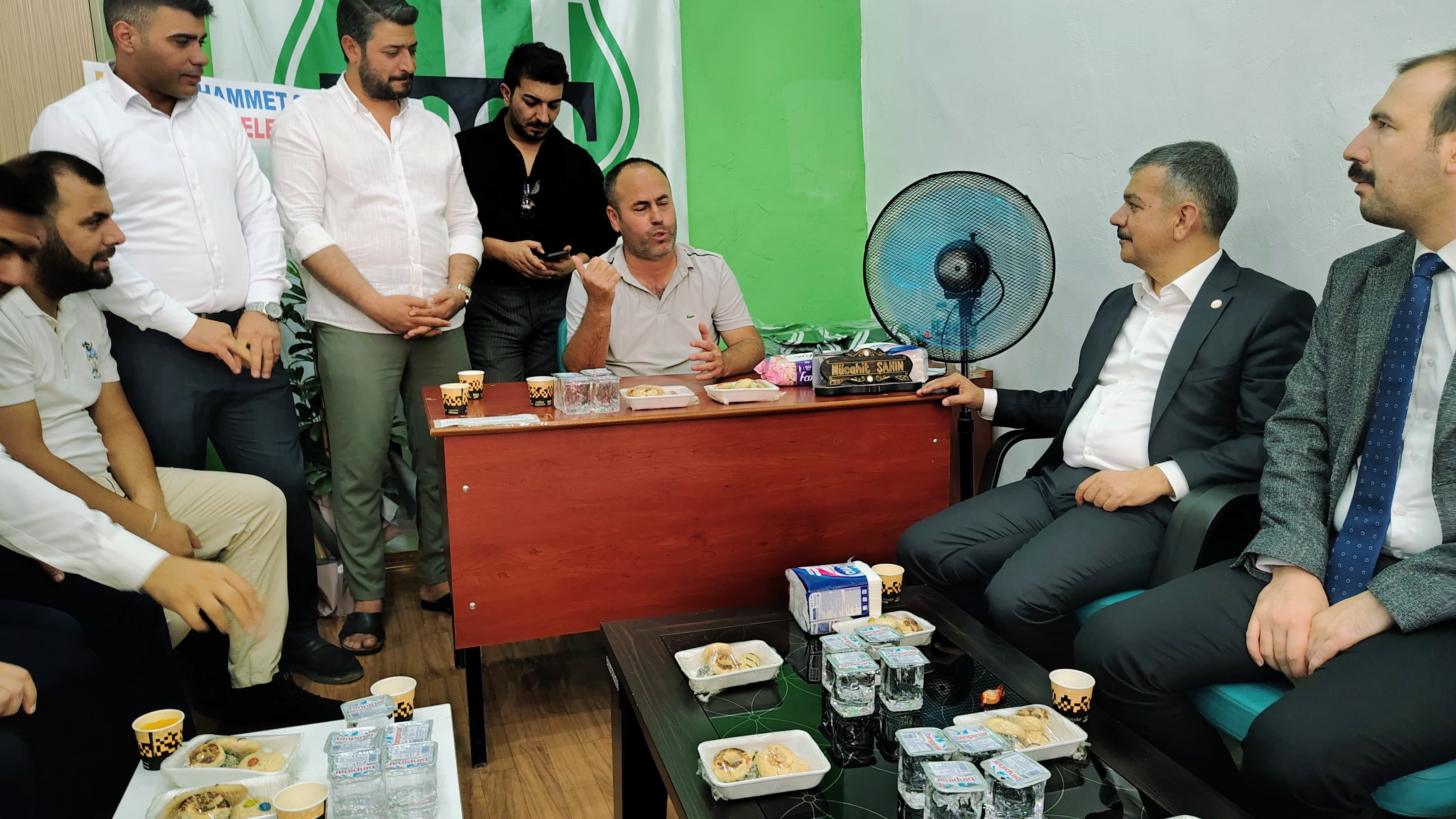 Elazığ'da Paluspor'un yeni kulüp ofisi törenle açıldı