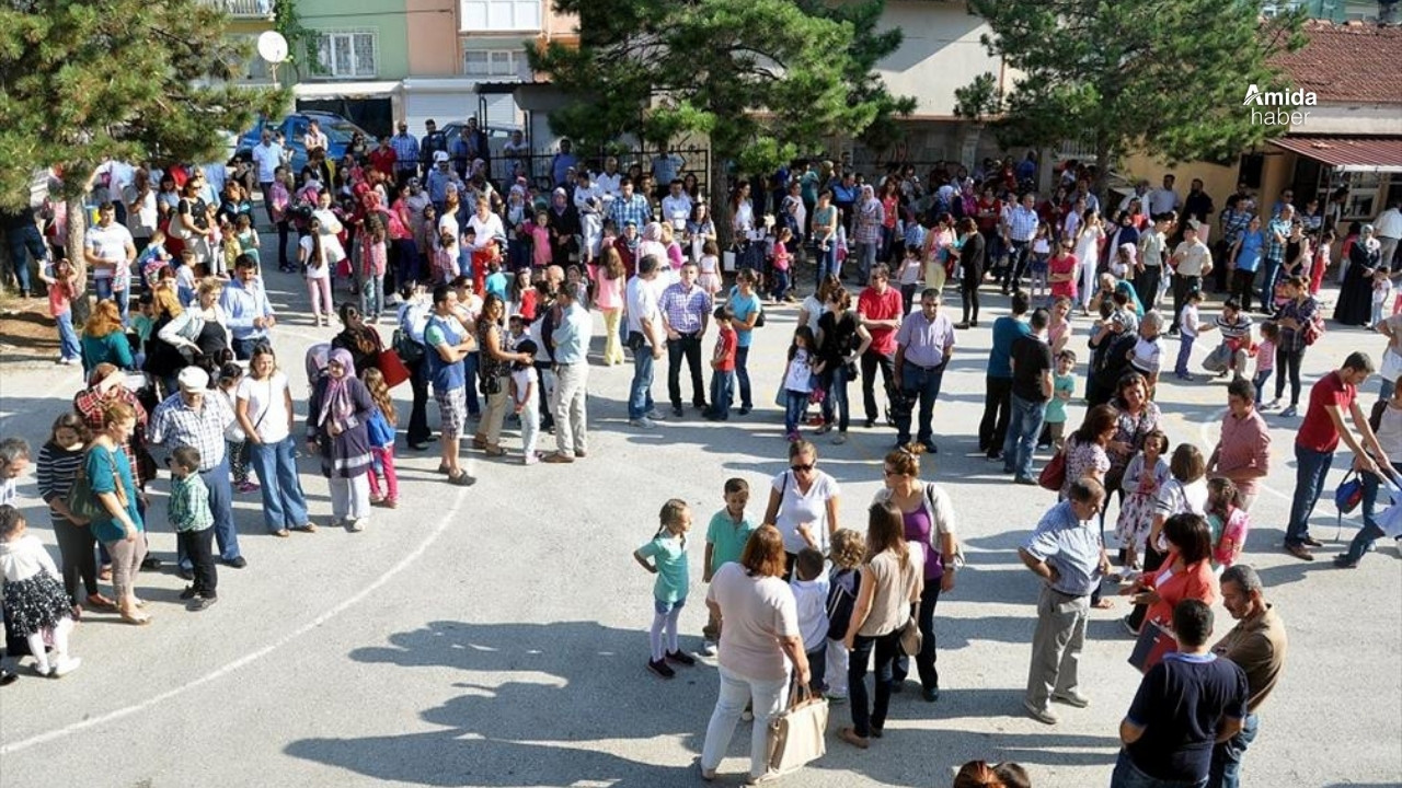 Diyarbakır’daki binlerce öğrenci ve öğretmenin sınıfları netleşti