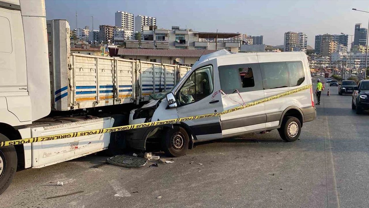 Diyarbakırlı 2 kişinin öldüğü minibüs kazası hakkında çarpıcı iddialar