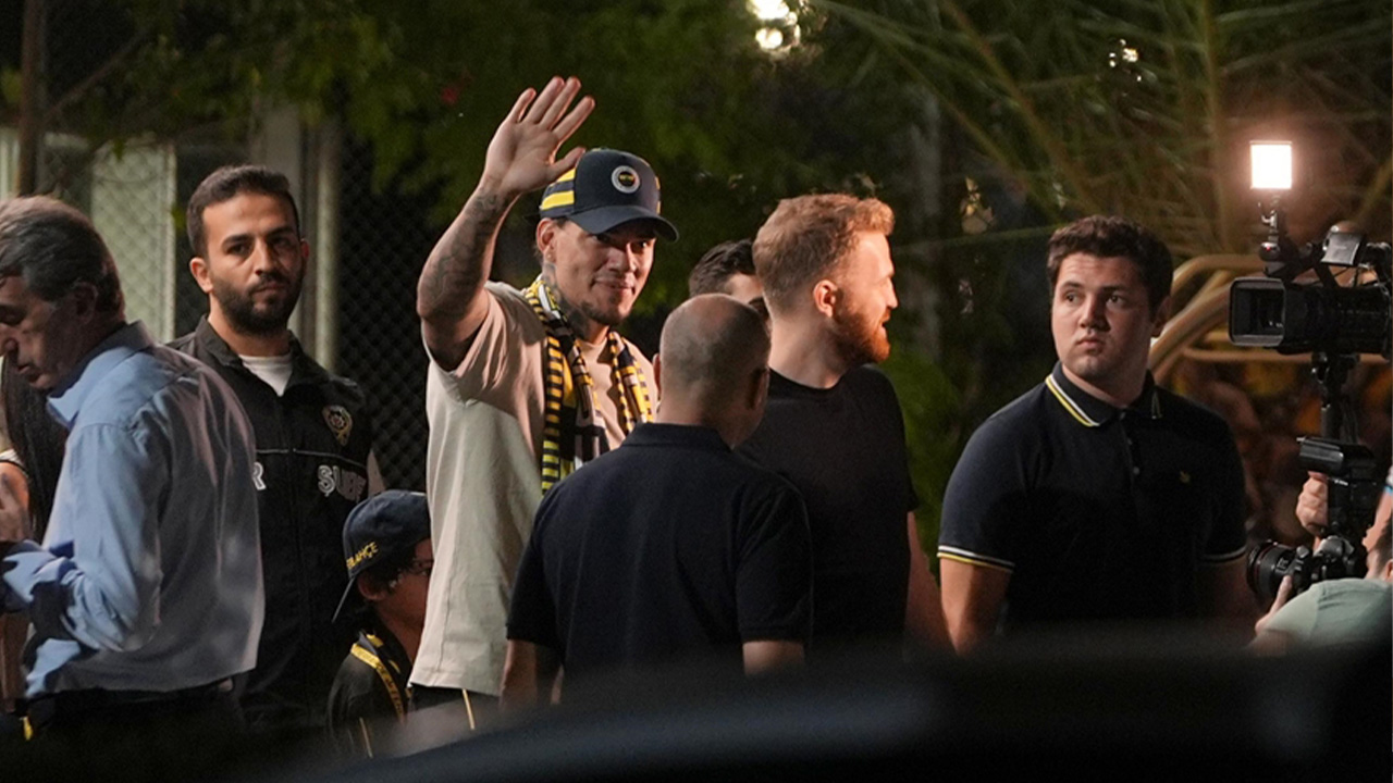 Ederson resmen Fenerbahçe’de: Maaşı dudak uçuklattı