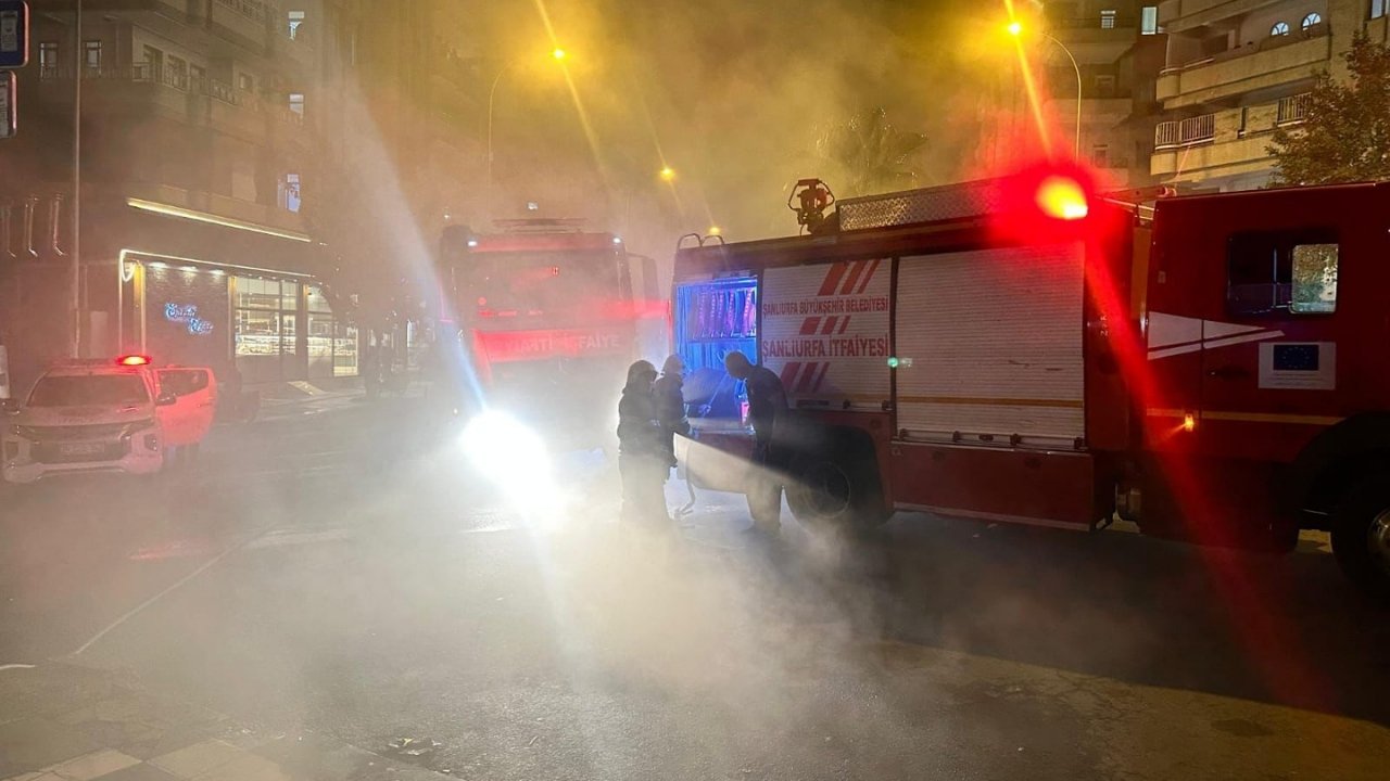 Şanlıurfa’da korkutan yangın: Söndürüldü