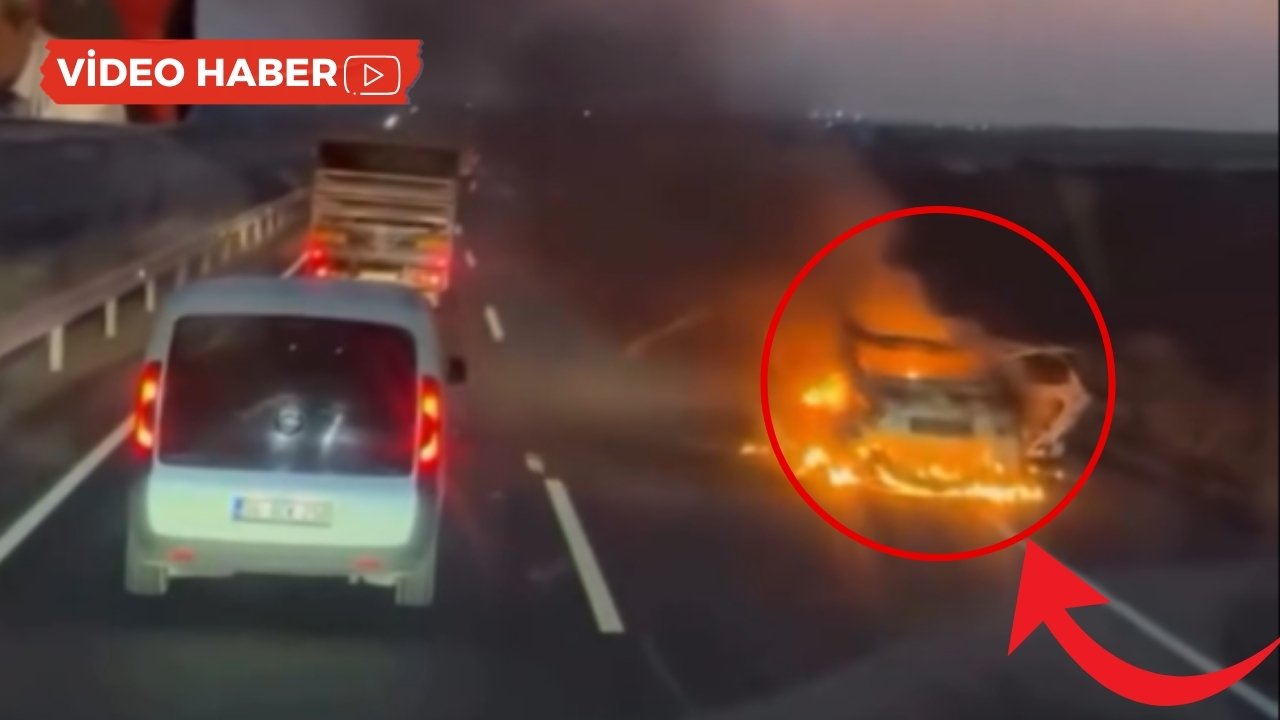 Diyarbakır’da seyir halindeki otomobil yandı