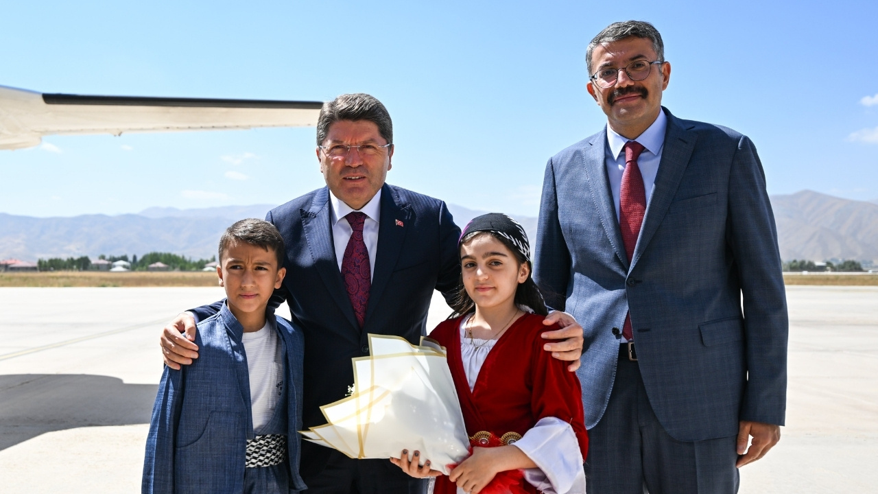 Bakan Tunç Hakkari’de konuştu: Fırsat vermeyeceğiz