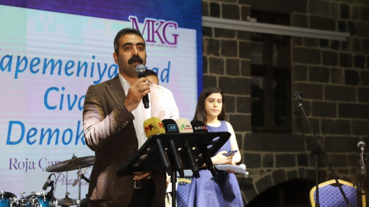 Doğan Hatun gazetecilerle buluştu: Özgür kalın