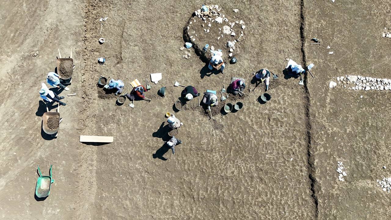 Diyarbakır’da tarihe ışık tutan 9 bin 500 yıllık yapı bulundu