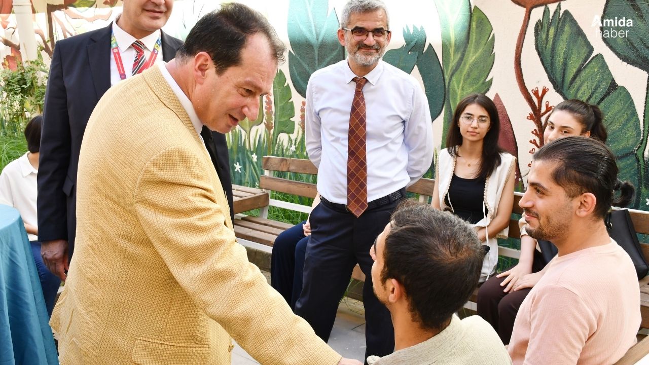 Yeni tıp öğrencileri DÜ Rektörü ve akademik kadroyla buluştu