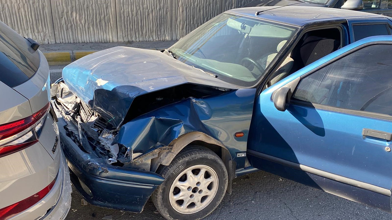 Elazığ'da trafik kazası: 2 yaralı