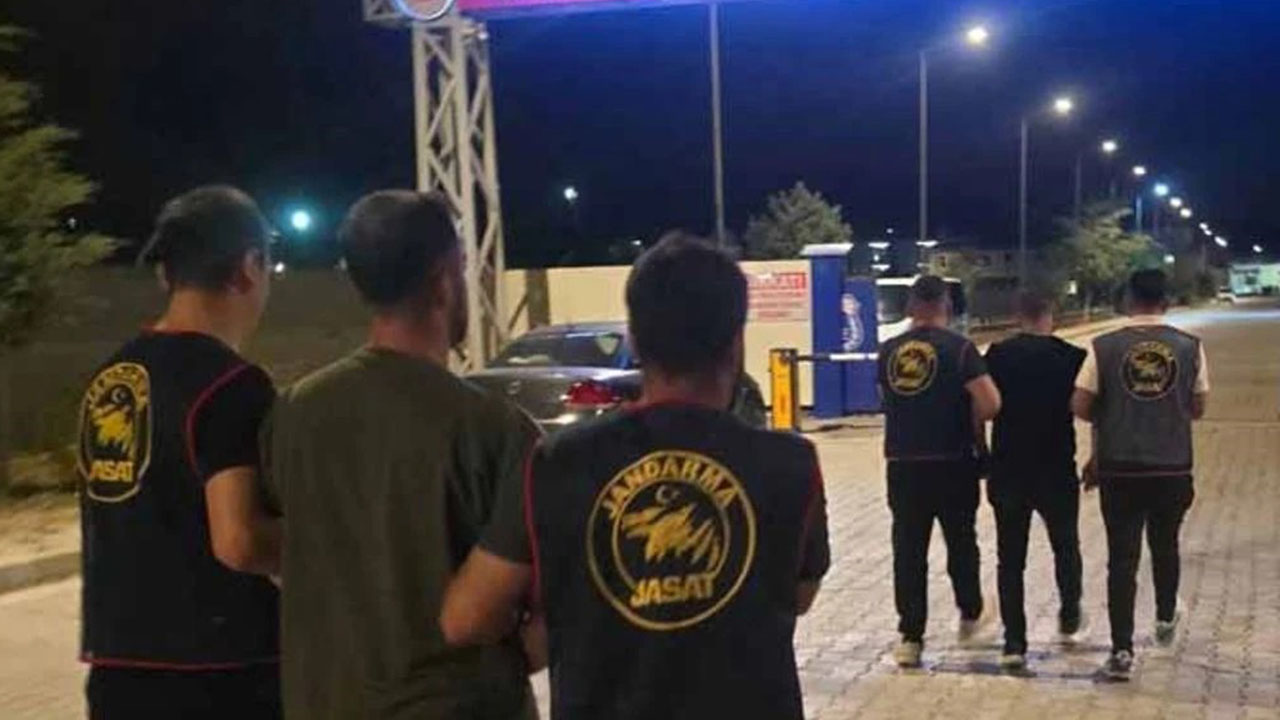 Hakkari'de hapis cezası bulunan 2 kişi yakalandı