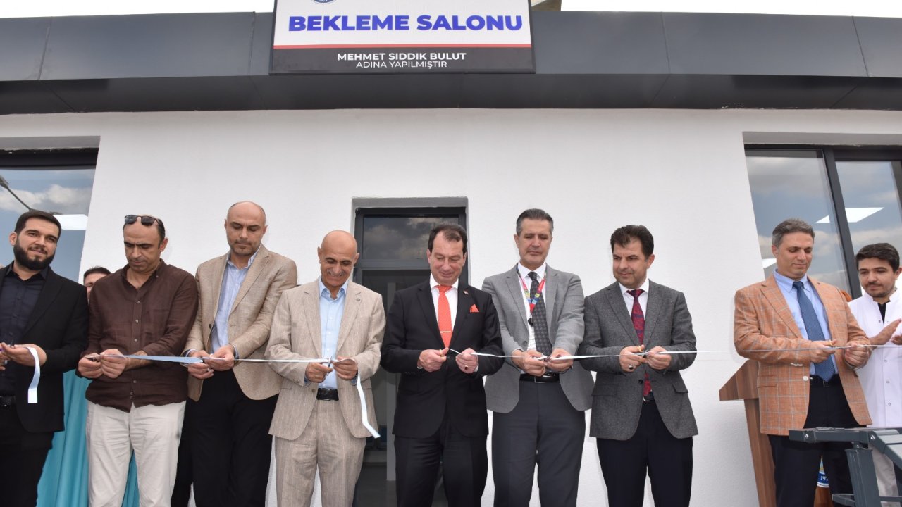 Dicle Üniversitesi Hastaneleri'nde bekleme salonları yenilendi