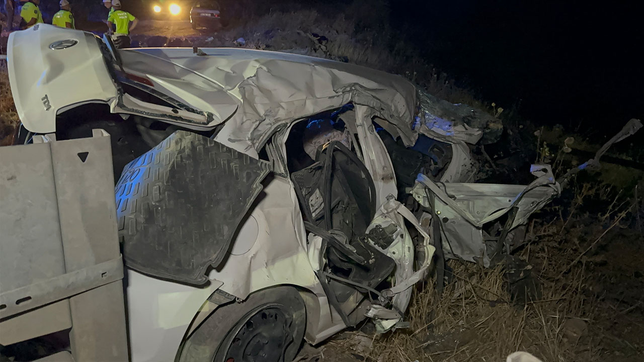 Adıyaman’da feci kaza: 1 ölü, 1’i ağır 2 yaralı
