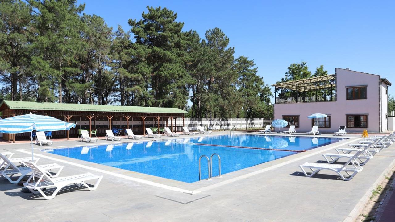 Diyarbakır’da ücretsiz eğitim: 284 kadın yüzme öğrendi