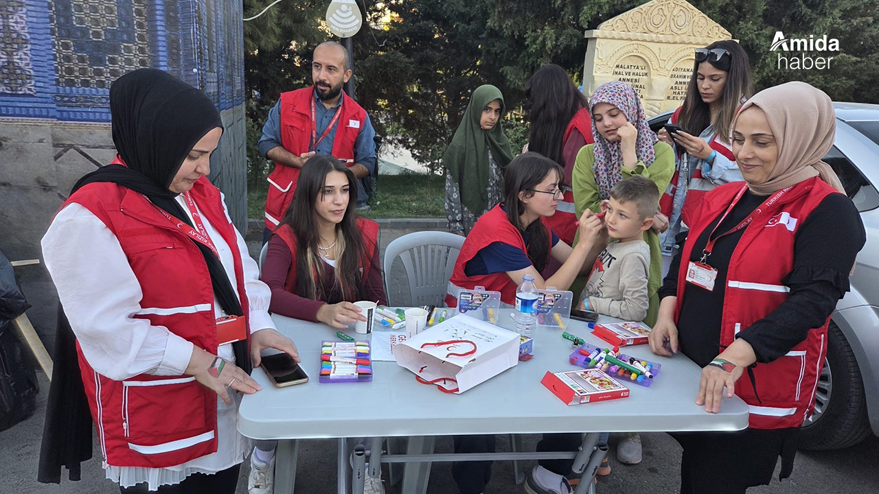 Mardin'de Kızılay'dan Gazze için etkinlik  düzenlendi