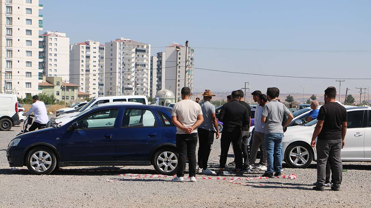 Diyarbakır’da sıfır fiyatına ikinci el tutmadı: İşler kesat!