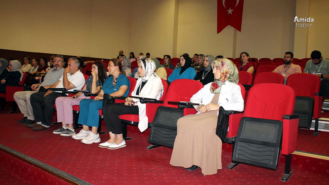 Mardin’de sağlık çalışanlarına eğitim programı düzenlendi